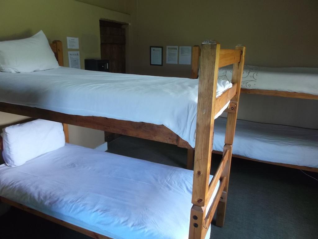 Fairy Knowe Backpackers Lodge وايلدرنيس الغرفة الصورة